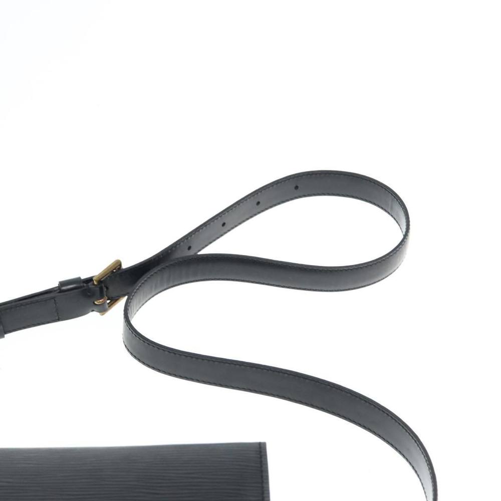 LOUIS VUITTON Saint Cloud Shoulder Bag - Picture 15 of 16